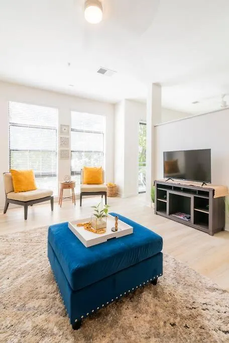 Stylish 2-Bedroom Apt In Charlotte With Free Parking 0*,  United States